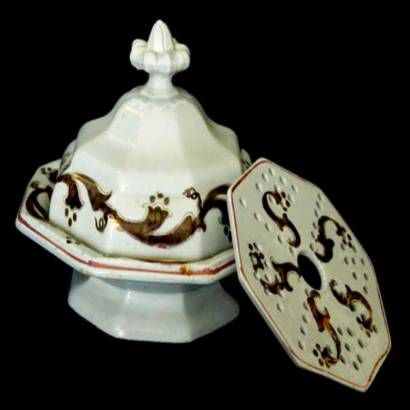 Walley Classic Gothic CINQ Butter Dish with insert Tea Leaf